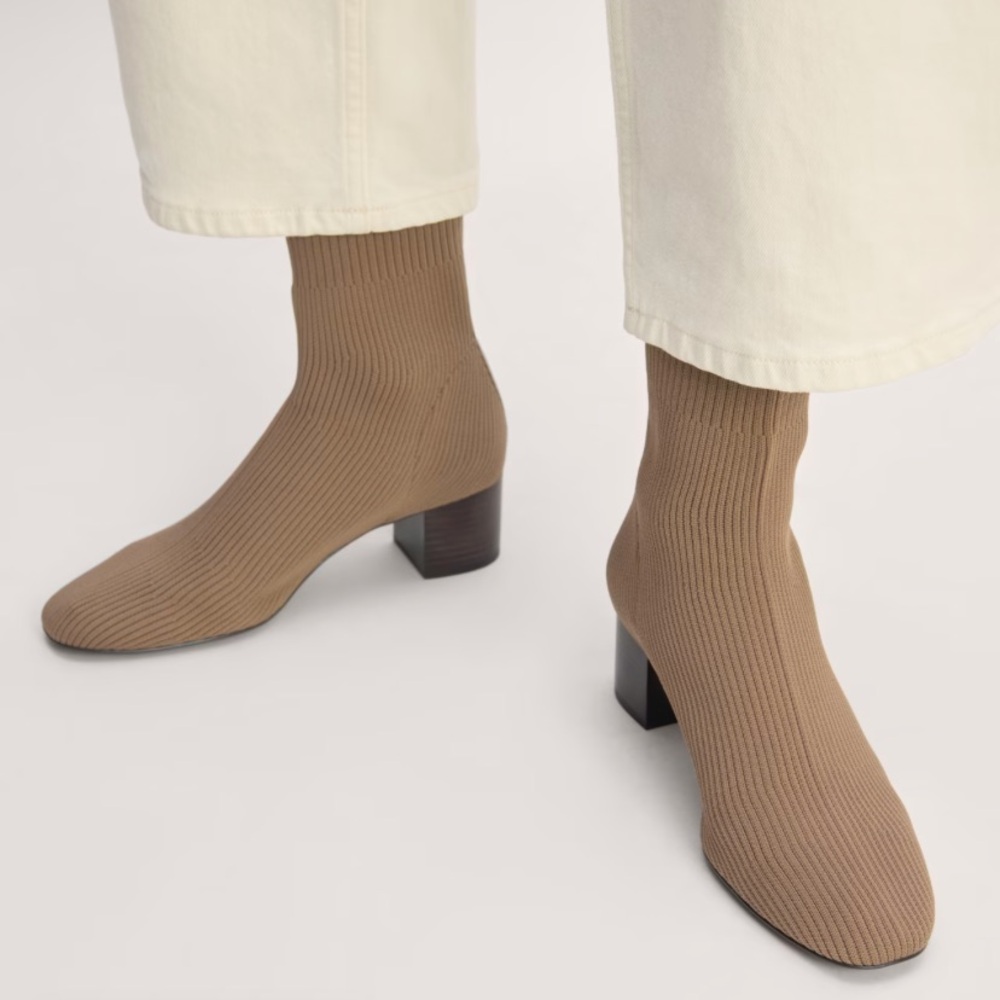 Everlane The Glvoe Boot in Tan / Brown